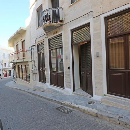One Suite Syros 埃尔莫波利斯 外观 照片