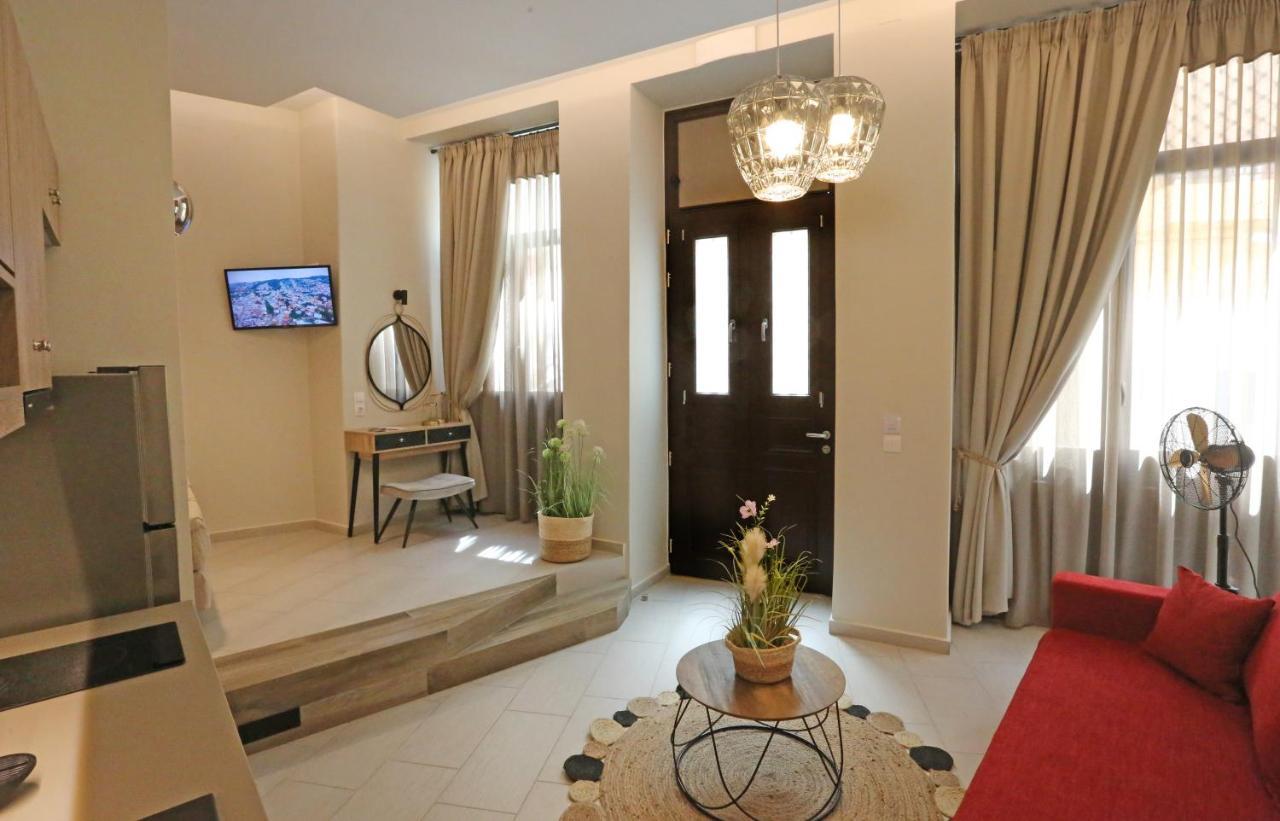 One Suite Syros 埃尔莫波利斯 外观 照片