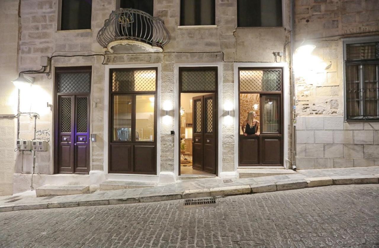 One Suite Syros 埃尔莫波利斯 外观 照片